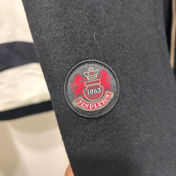 Pendleton Pea Coat Womens Large Black Wool Blend Hooded Rosyln Toggle Duffle - Picture 8 of 10